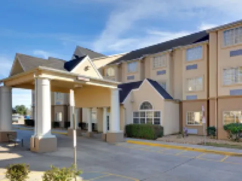 Microtel Inn & Suites by Wyndham Scott Lafayette Hotels in Lafayette