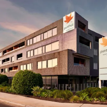 Punthill Oakleigh Hotels near Monash University Caulfield Library