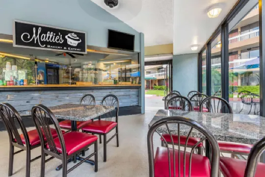 Clarion Inn Orlando International Drive - Icon Park