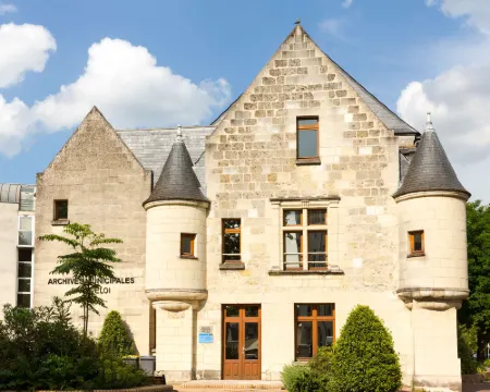 Au Relais Saint-Éloi Tours トゥールのホテル