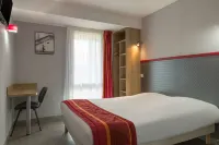 The Originals City Hôtel Albizia Sarlat-la-Canéda Hotels in Marcillac-Saint-Quentin