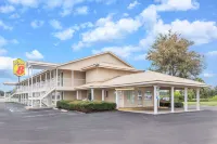 Super 8 by Wyndham Madison Hotels in Madison County