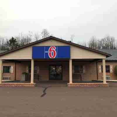 Motel 6 Bloomsburg, PA Hotel Exterior