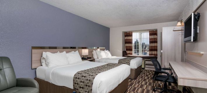 Microtel Inn & Suites by Wyndham Rochester North Mayo Clinic Hotels in Rochester