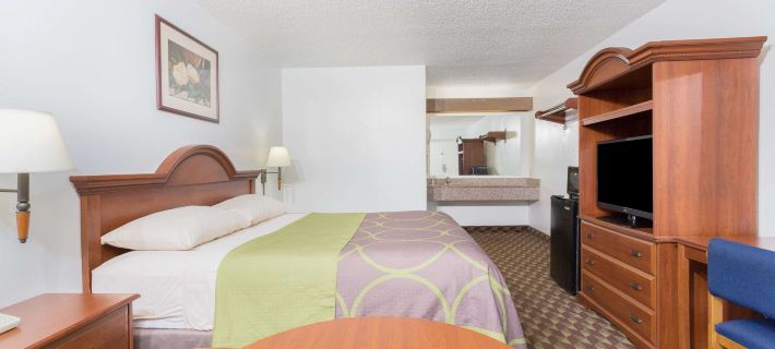 Super 8 by Wyndham Riviera Beach West Palm Beach Hotels in Riviera Beach