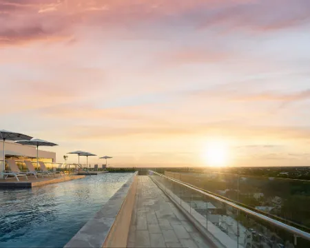 コートヤード・バイ・マリオット・メリダ ダウンタウン メリダのホテル