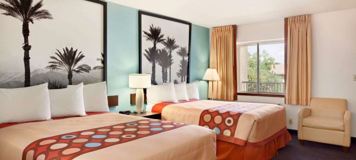Super 8 by Wyndham Indio Hotéis em Indio