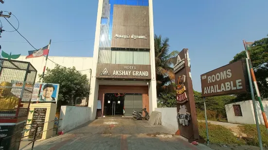 Hotel Akshay Grand