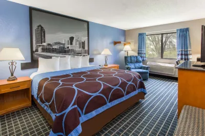 Super 8 by Wyndham Iowa City/Coralville Hotels in West Lucas