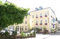 Hotel Merkur - Superior Hotels in Baden-Baden