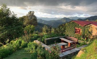 Itmenaan Estate in the Himalayas