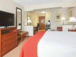 Holiday Inn Express & Suites El Dorado