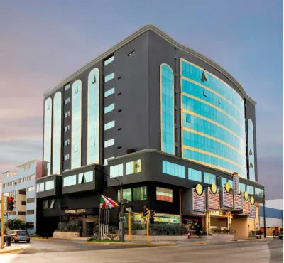 Kingdom Hotel Hotels in Lince