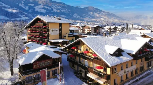 Pachmair 1453 Apart Resort Hotels in Uderns