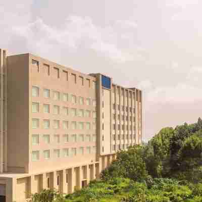 Radisson Hotel Agra Hotel Exterior