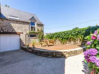 La Maison des Frères Hôtels à proximité de : La Vallée De Pontcallec