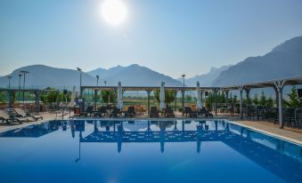 Lotos Mountain Resort - Housity