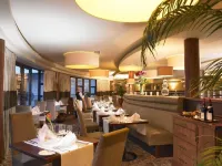 Amber Springs Hotel - breakfast