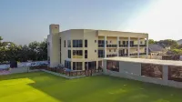 The Platinum Bay Hotel