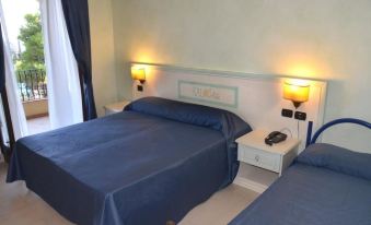 Kalos Hotel