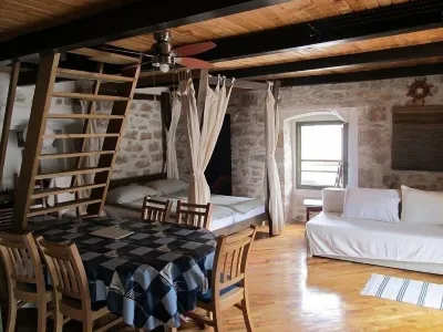 Voltera Apartments in Betina Old Town, with Parking Nearby