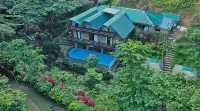 Zen Tierras Farm powered by Cocotel Các khách sạn ở Dingalan