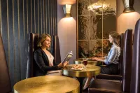 Charlesmark Hotel - Desayuno