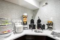 Spark by Hilton Matteson Chicago I 57 Hotels in Matteson