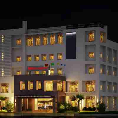Hotel Niya Regency Hotel Exterior