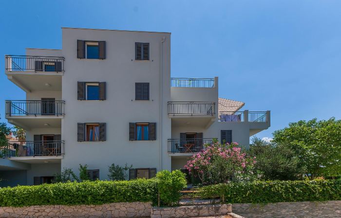 Apartments Ljiljana