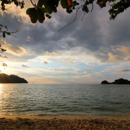Ai Beach Resort