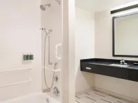 Fairfield Inn & Suites by Marriott Los Angeles LAX/El Segundo Hotels in El Segundo