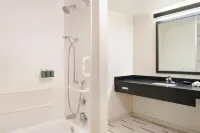 Fairfield Inn & Suites by Marriott Los Angeles LAX/El Segundo