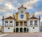 Hotel Cidade de Olhão Hotels in Ольяу