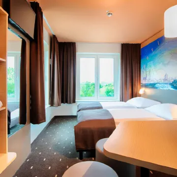B&B HOTEL Rostock-Hafen Hotels near Stadthalle Rostock
