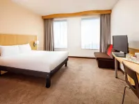 Ibis Nottingham Centre Hotels near Vision Express Opticians - Nottingham - Victoria Centre