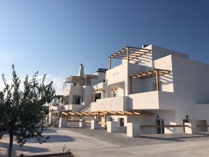 Irida Vacation Suites