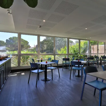 Hôtel Cyano Fréjus Saint RAPHAËL