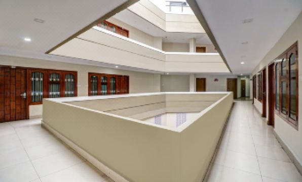 Treebo Darwesh Residency - 500m Railway Station