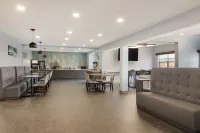Spark by Hilton Clarion