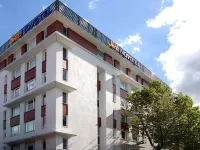 Novotel Suites Clermont-Ferrand Polydome Hotel dekat ASM Experience