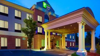 holiday-inn-express-hotel-and-suites-tappahannock-an-ihg-hotel