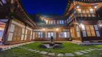 Gangneung Booyoonok Hanok Pension