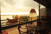 Losari Beach Inn