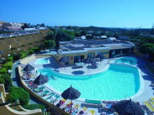 Hotel COOEE Taimar