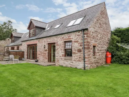 Nantusi Cottage Hotels in Edzell