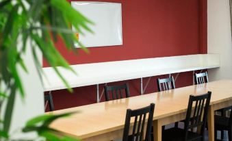 Hotel Cim Valles - Housity