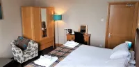 The Harbour House Sea Front Hotel Отели в г. 