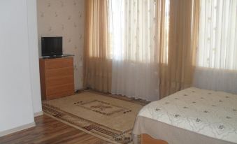Hotel Zeto - Housity