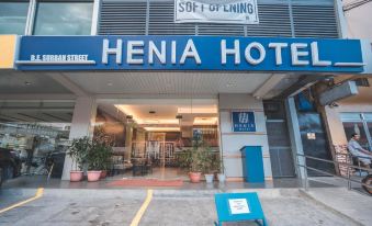 Henia Hotel